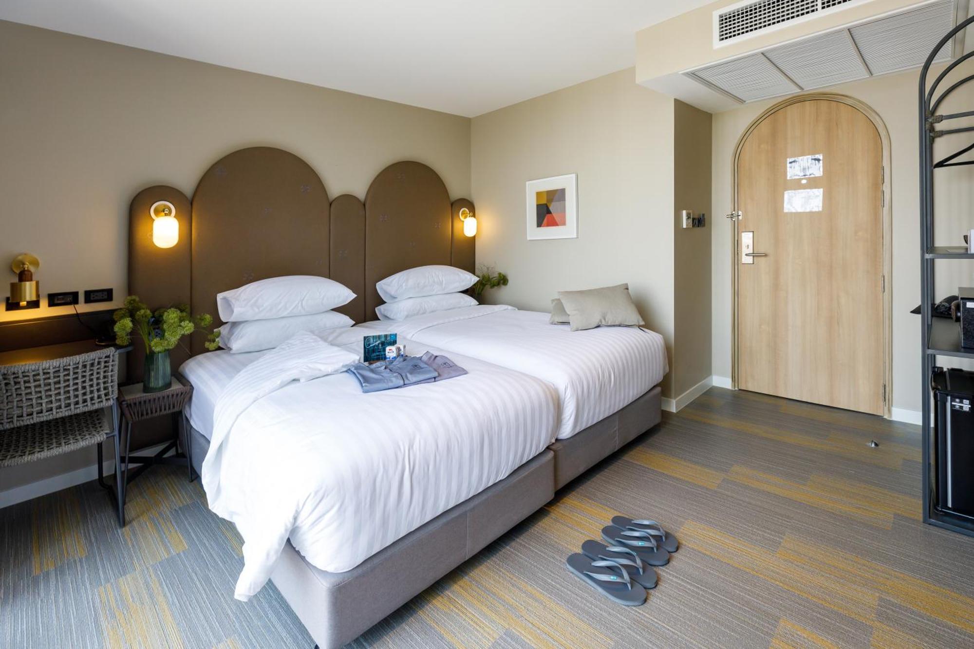 Benjarong Hotel Bangkok Luaran gambar