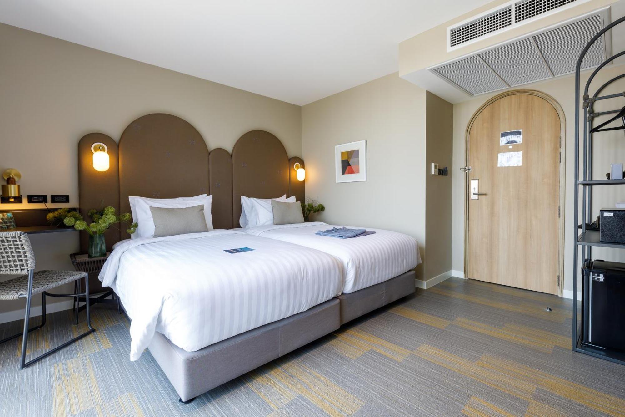 Benjarong Hotel Bangkok Luaran gambar