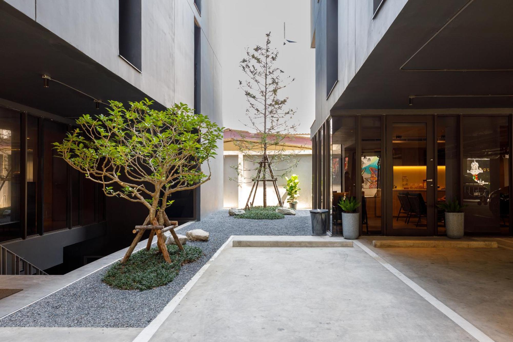 Benjarong Hotel Bangkok Luaran gambar